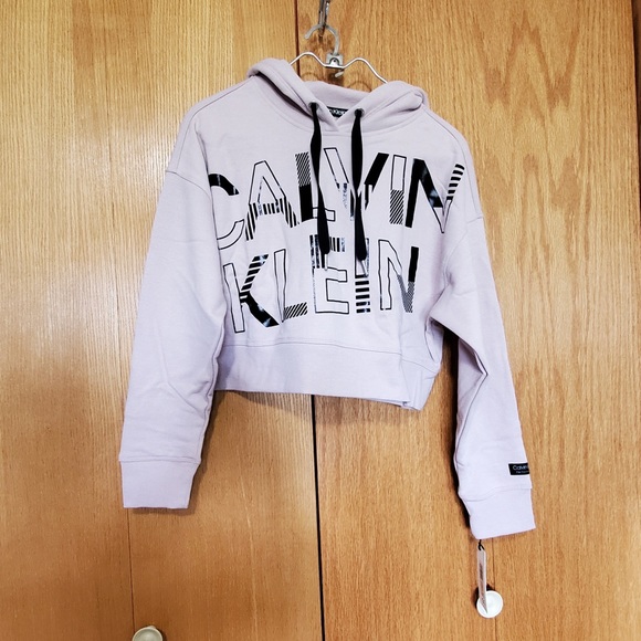 Calvin Klein cropped hoodie 🔥NEW🔥 - Picture 3 of 9